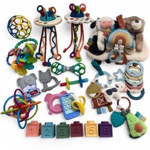 bundle baby toys & teethers